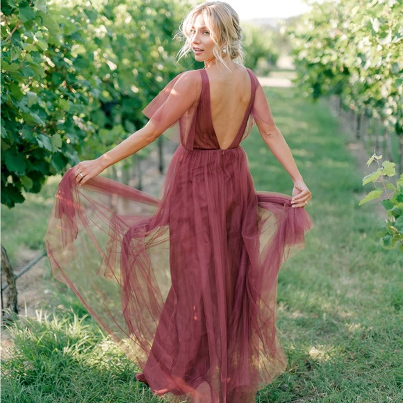 Revelry Dress - Thea | Emerald | Size 10 - Picture 2 of 3